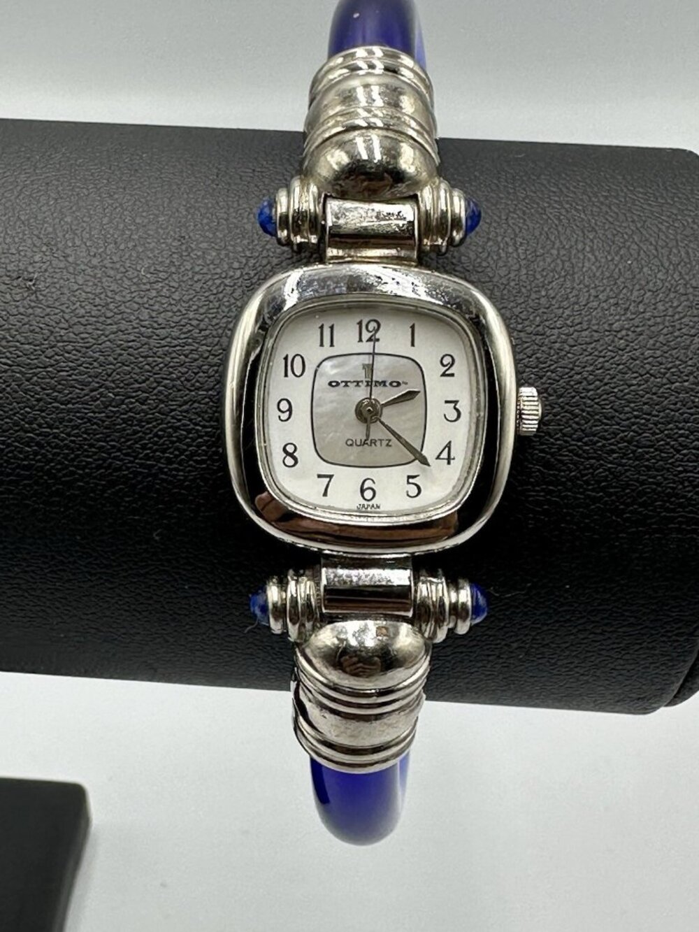 Ottimo Watch Women Silver Tone Blue Transluscent Cuff Band New Battery